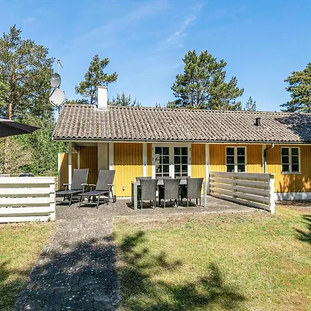 3 Bedroom Gorgeous In Aakirkeby